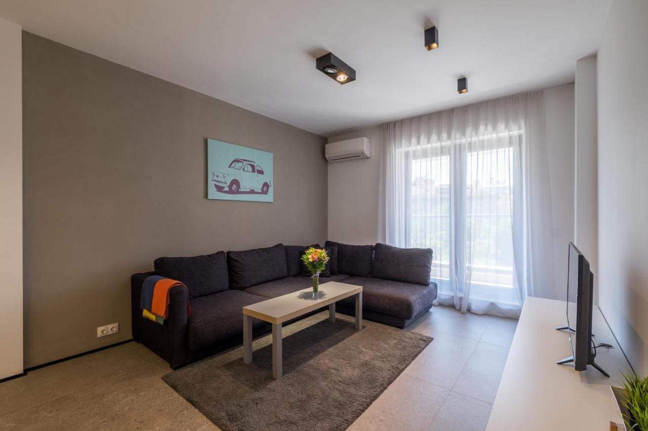 Apartment - Mall Of & Metro Station Sofia
