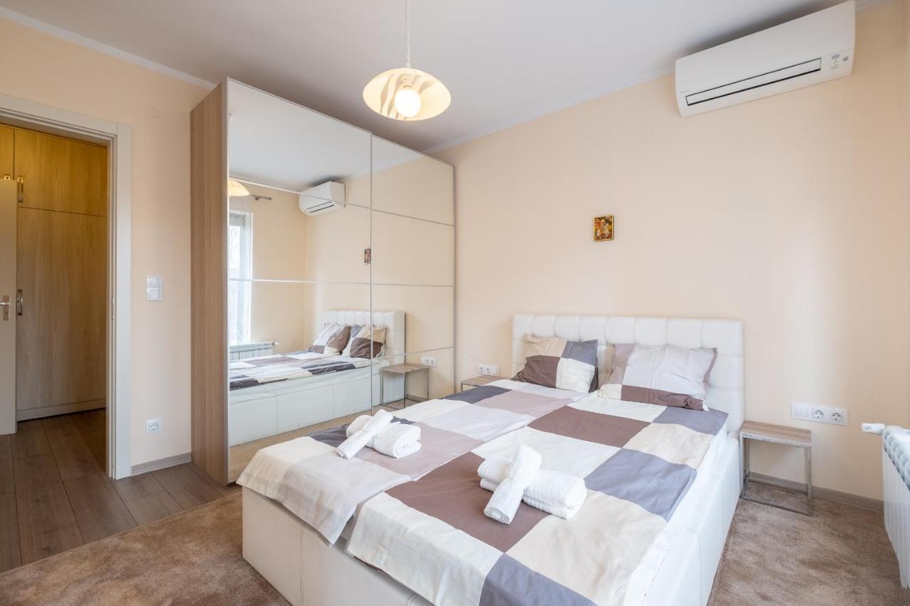- Mall Of & Metro Station Apartament Sofia