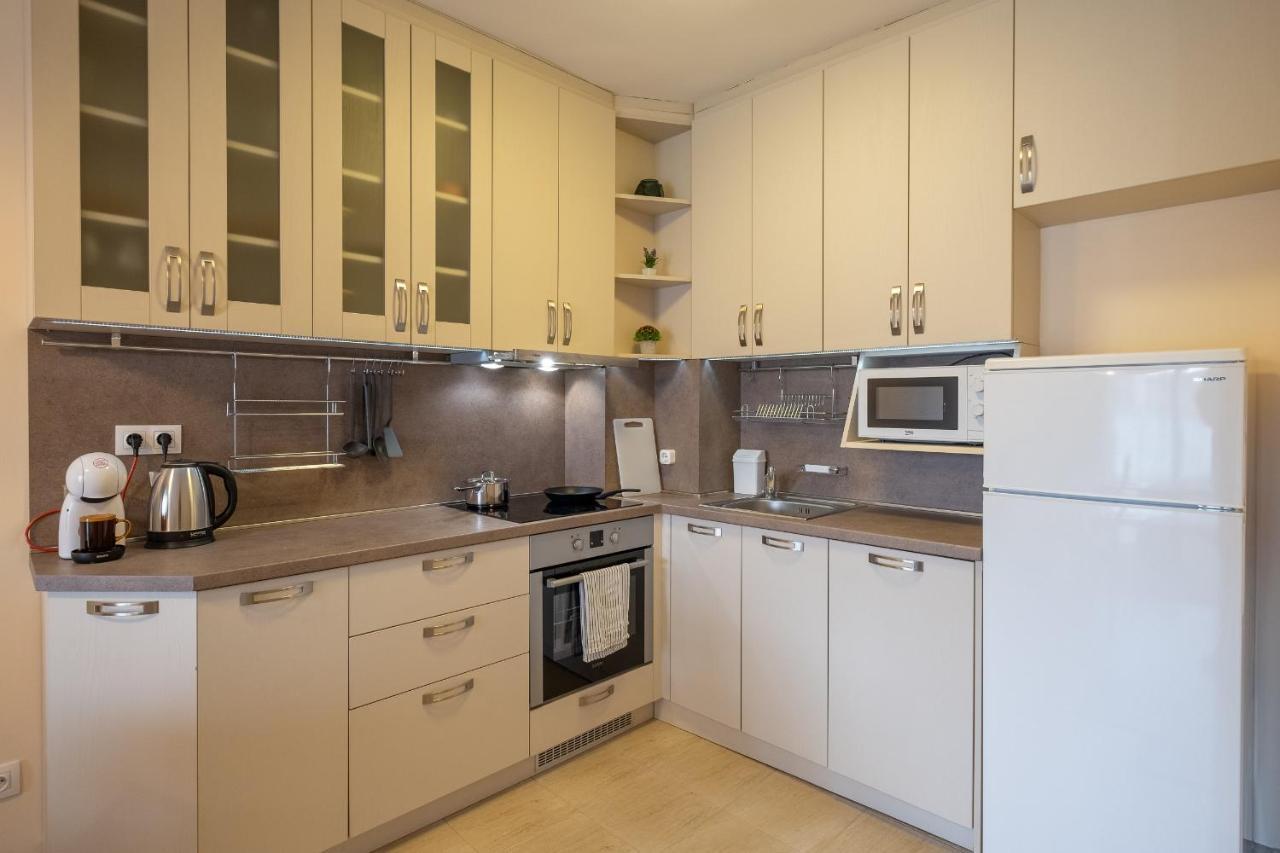 Apartament - Mall Of & Metro Station *